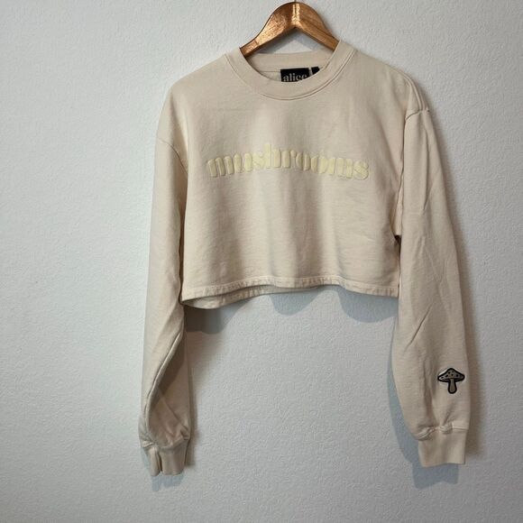 Alice Mushrooms Embroidered Pullover Crop Sweatshirt Women's Size Small - Picture 2 of 7